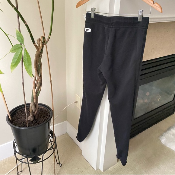 NIKE Black Logo Drawstring Basic Sweatpants Joggers - Picture 5 of 6